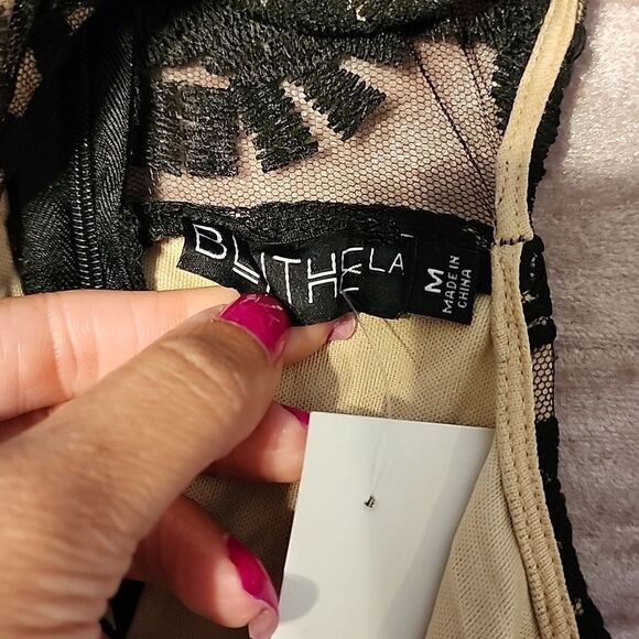 Blithe la dress sz m - Picture 4 of 7